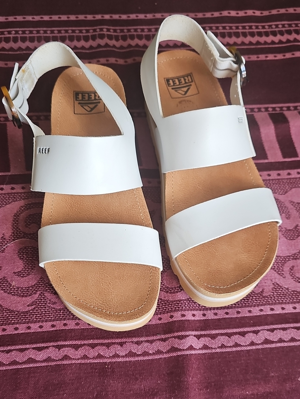 Reef Women’s Cushion Vista Hi Platform Double-Strap Slingback Sandals 7.5